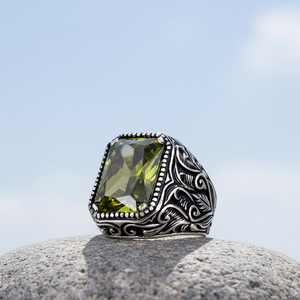 925 Sterling Zilveren Herenring met Khaki Zirkoon Steen