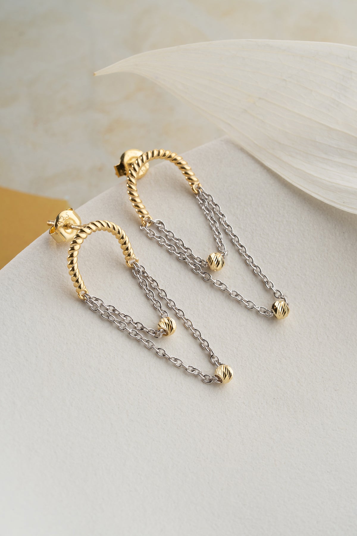 Halsketten-Hoop-Ohrringe – Gold & Silber Kombination
