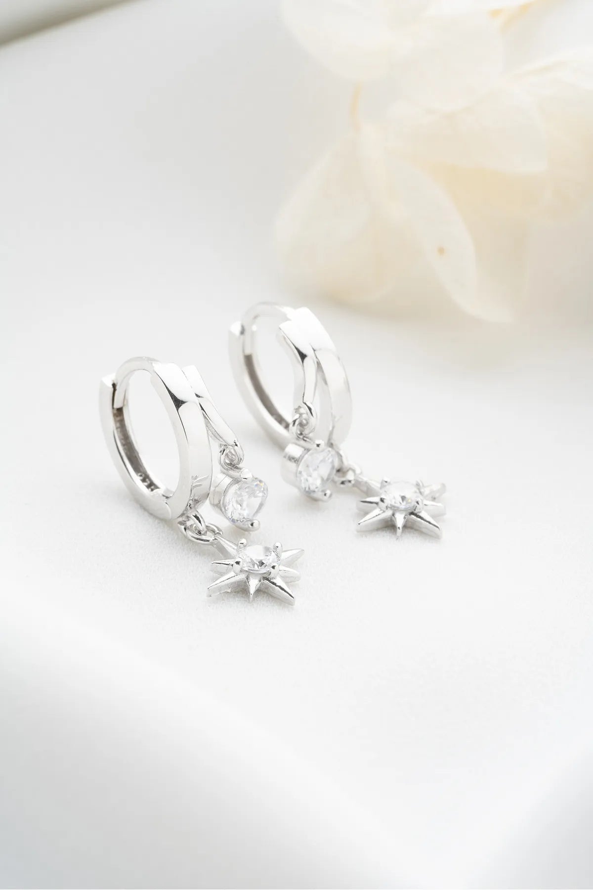 North Star Oorbellen – 925 Zilver & Zirkonia