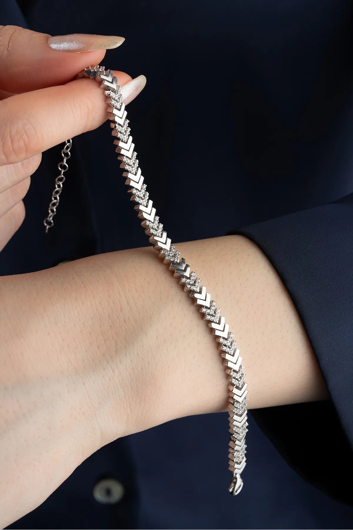 Vibe Armband – 925 Zilver met Zirkonia - by LYDIAN