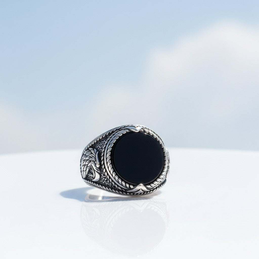 925 Sterling Zilveren Herenring met Onyx Steen en Adelaar Motief