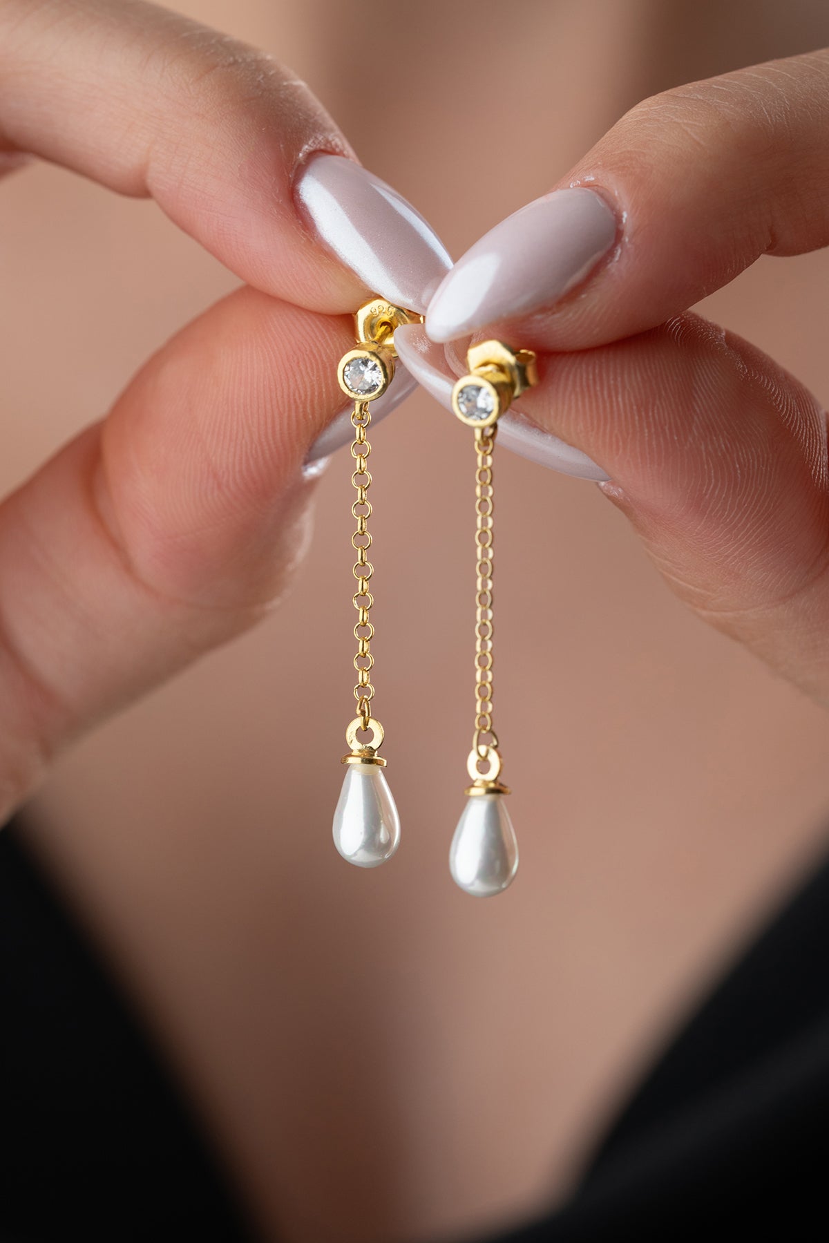 Pareltje – Zilveren Ketting Oorbel met Druppel