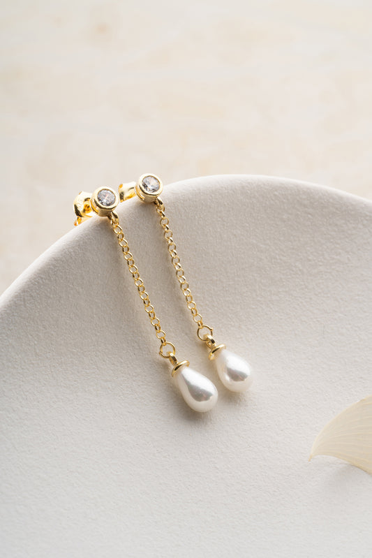 Pareltje – Zilveren Ketting Oorbel met Druppel