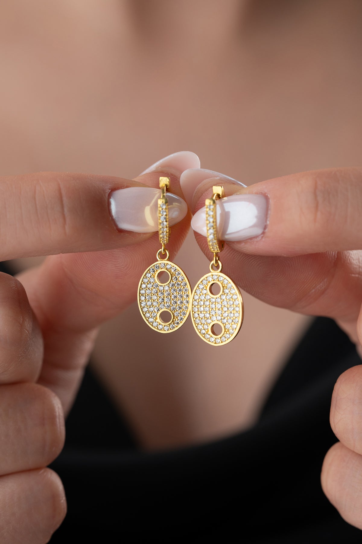 Ovale Gouden Oorbellen met Zirkonia Steentjes