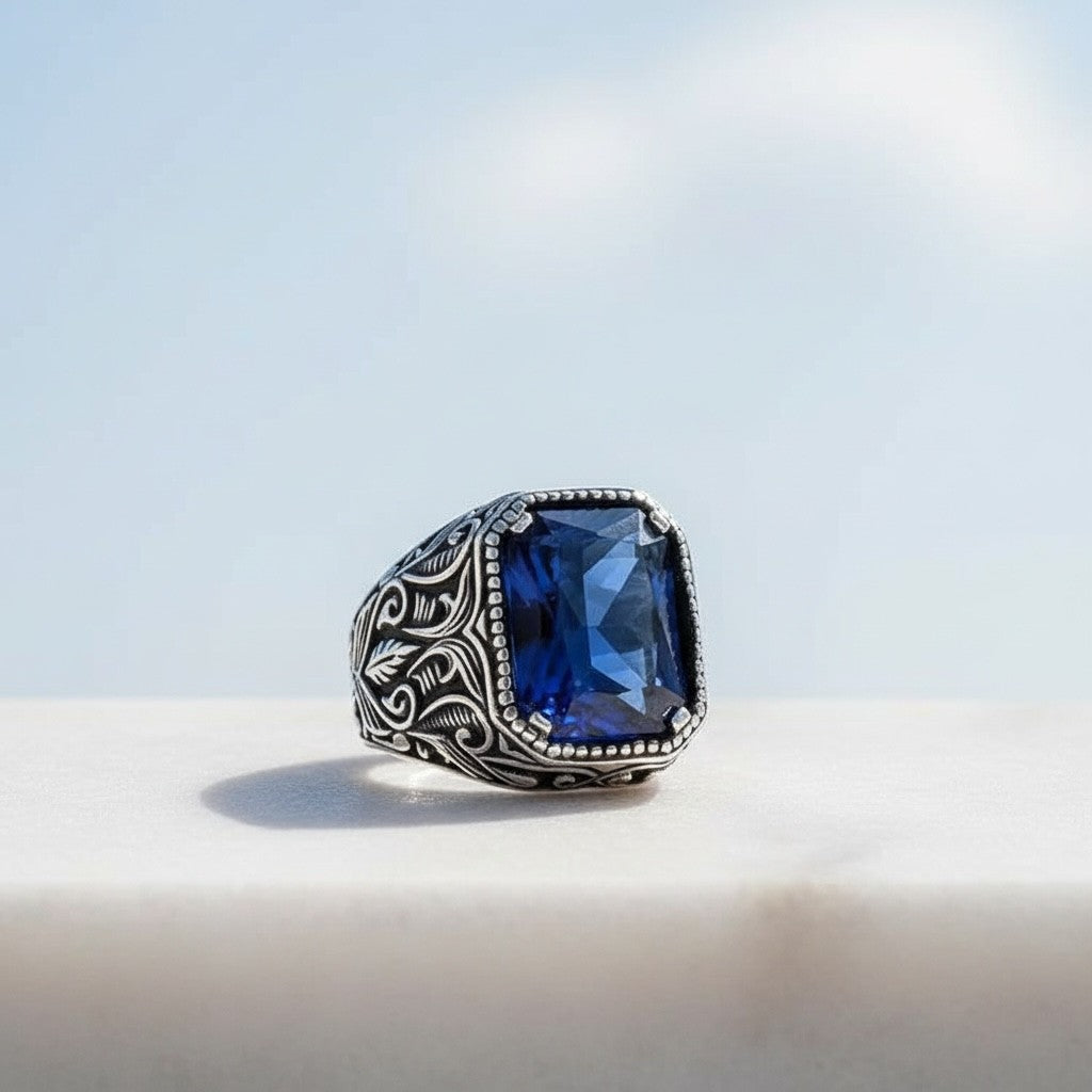 Zilveren heren ring met blauwe steen