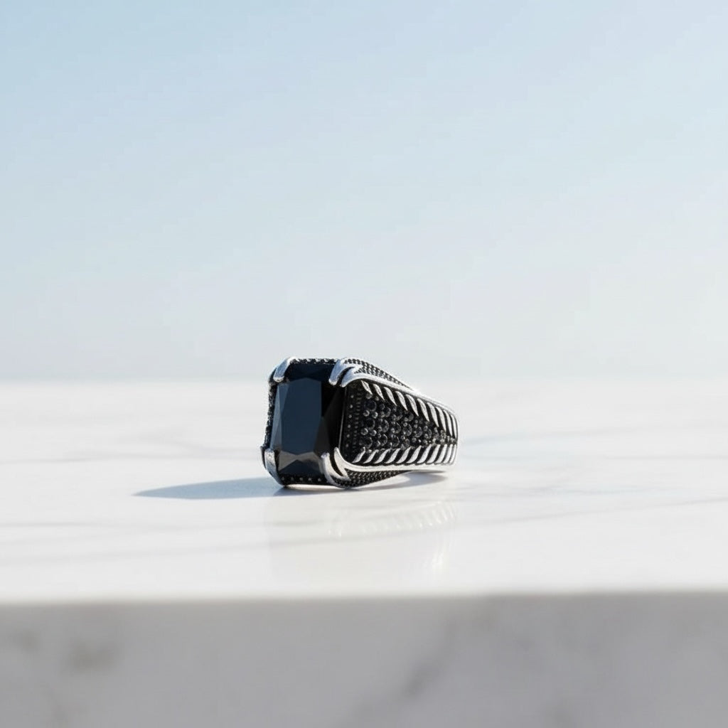 925 Sterling Zilveren Ring met Zwarte Zirconia Steen