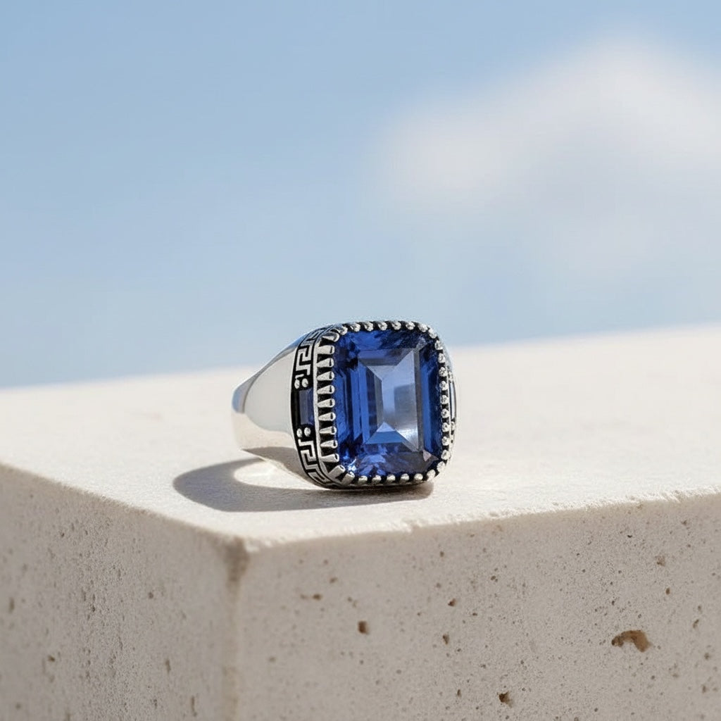 Zilveren heren ring met blauwe steen