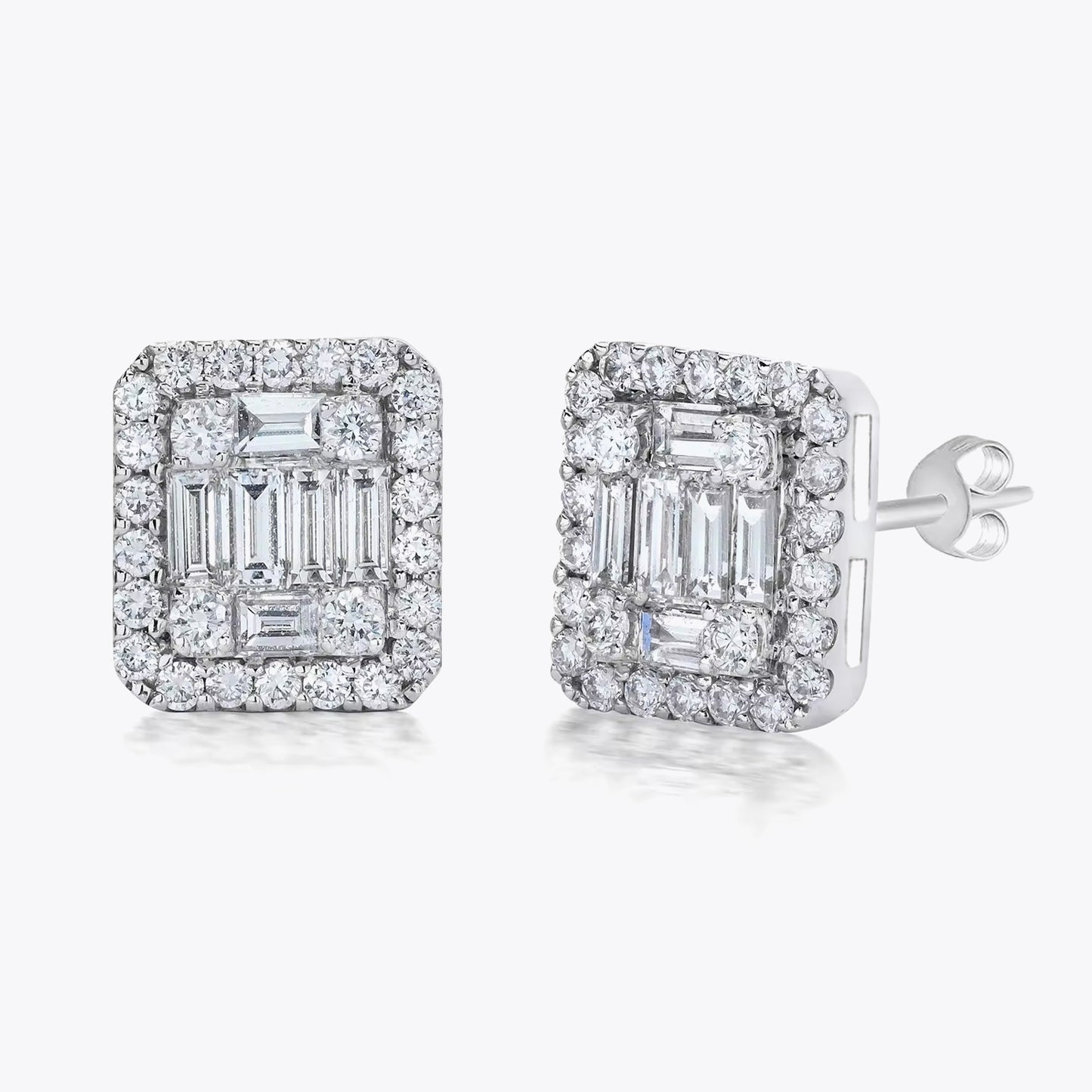 Zilveren luxe oorbellen met witte zirconia's DMNK004