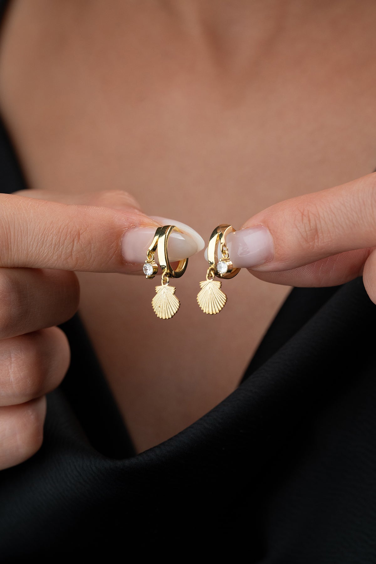 Oorringen met Schelp Hanger en Zirkonia