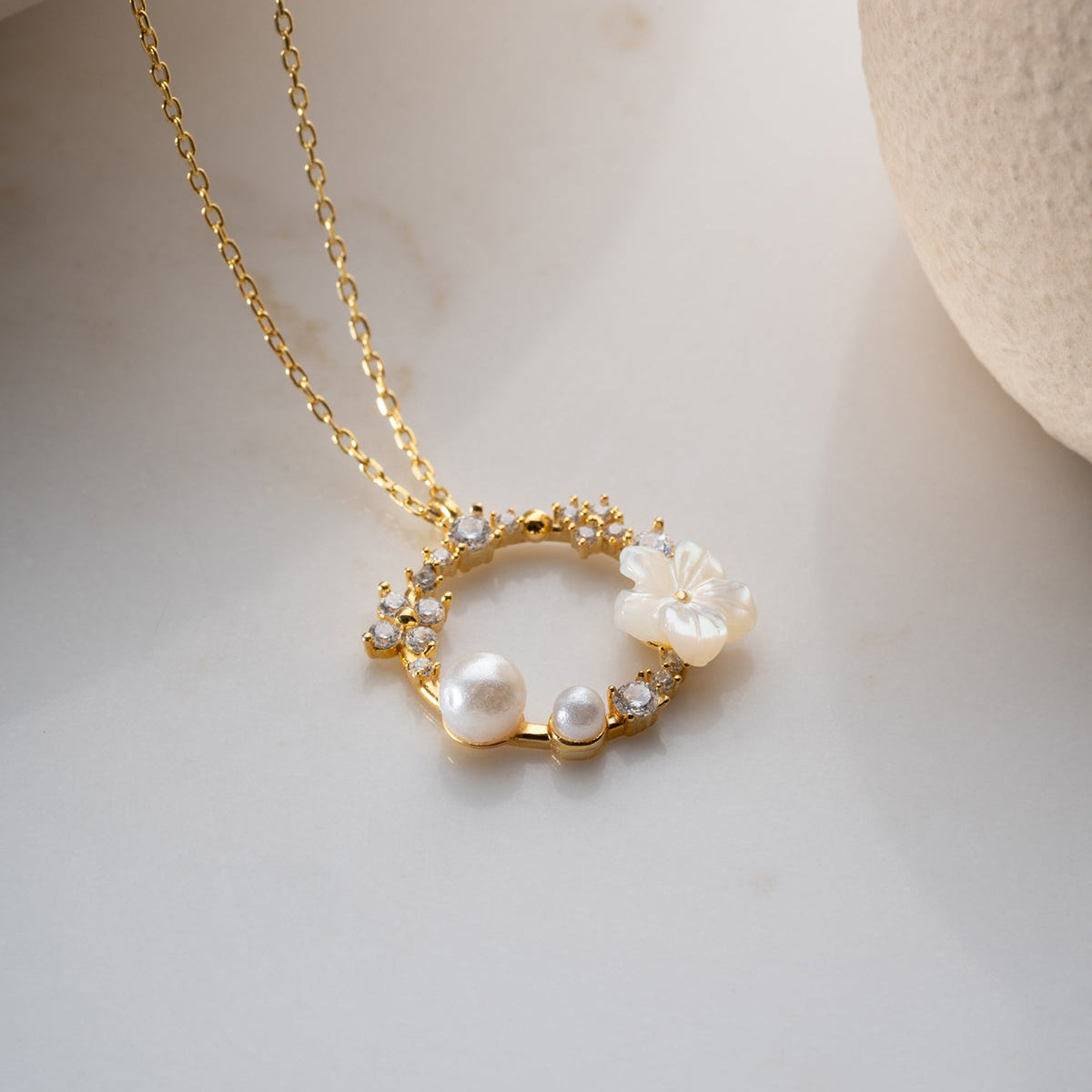 Ketting met Parel & Bloem - 925 Zilver Verguld