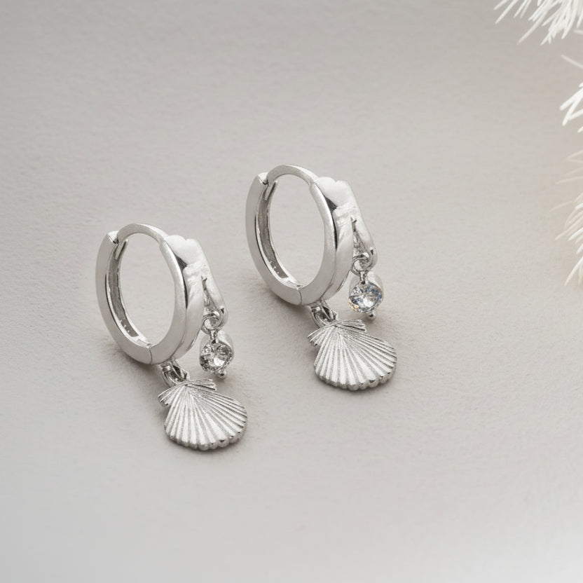 Oorringen met Schelp Hanger en Zirkonia