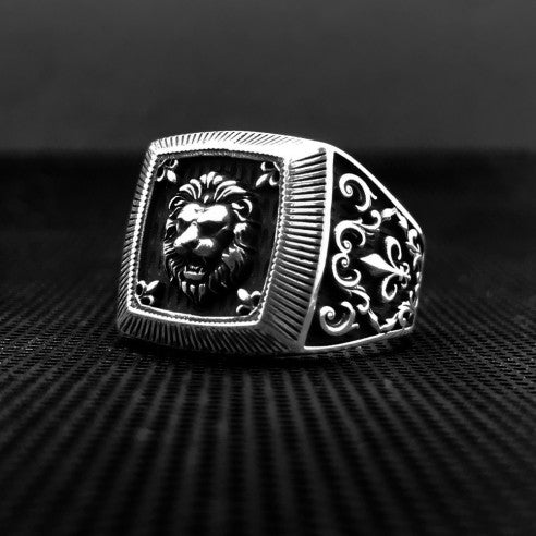 Leeuw Figuur Heren Zilveren Ring