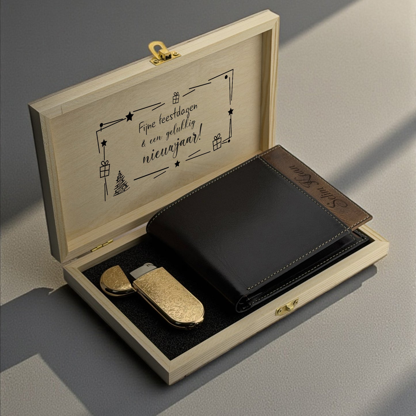 Luxe Cadeauset met Persoonlijke Tekstdoos, Leren Portemonnee & Aansteker