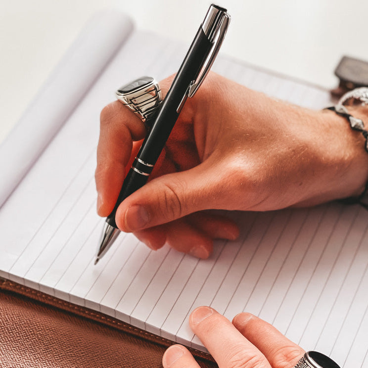 Gepersonaliseerde Pen Set - Schrijfset Met Gegraveerde Houten Doos BLP014